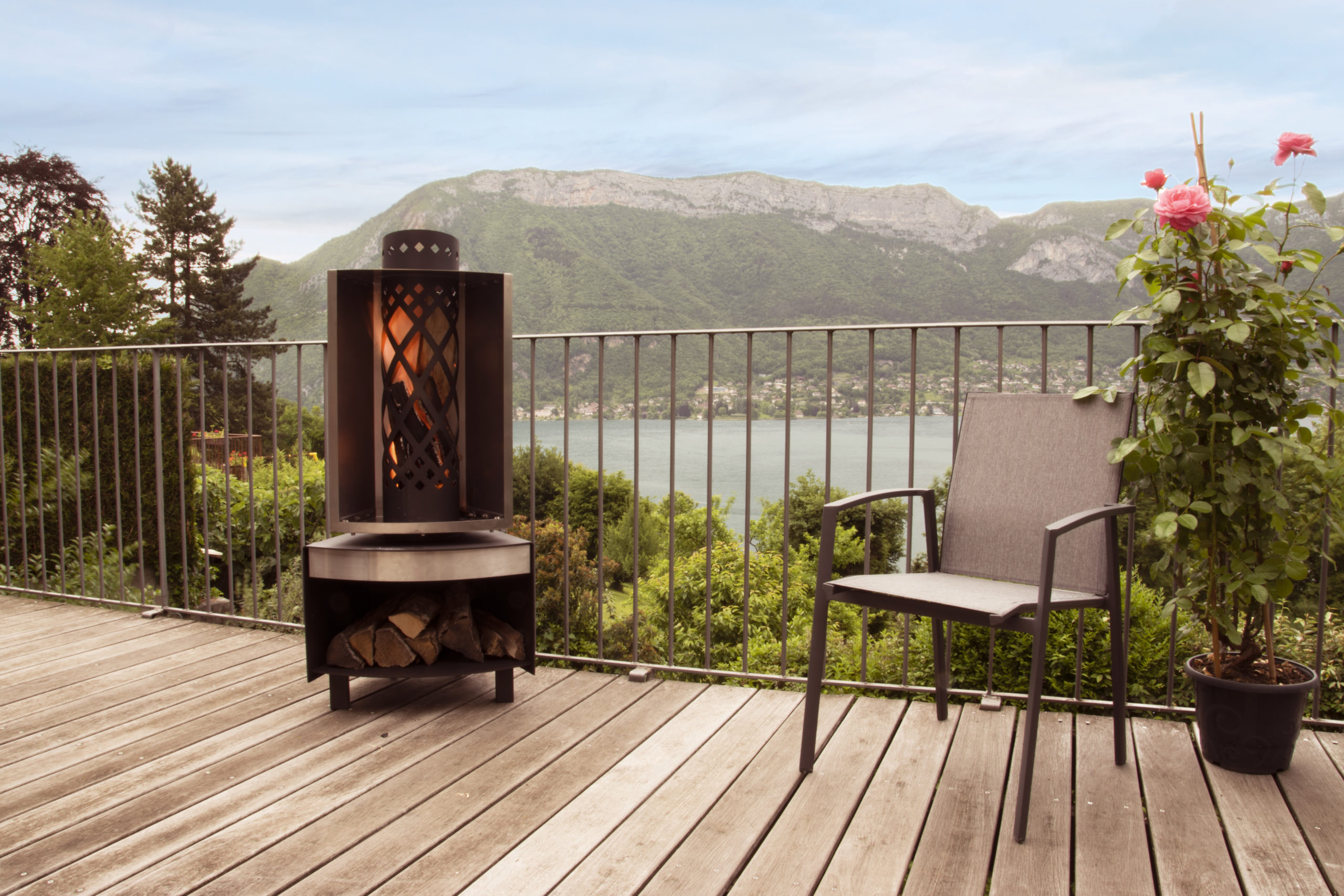 brasero faro ambiance brasero modèle faro de la marque finoptim pour se réchauffer dehors